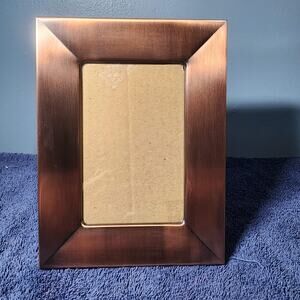 Bronze Colored Picture Frame 6in x 8in frame size, 3.5in x 5.5in pic size